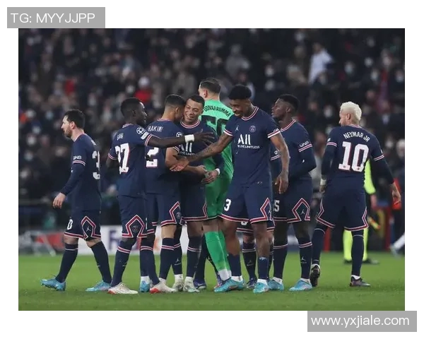 巴黎圣日耳曼晋级欧冠八强，尤文图斯陷困境需逆风翻盘