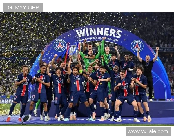 曼城欧冠小组赛2-0击败巴黎，携手皇马晋级16强