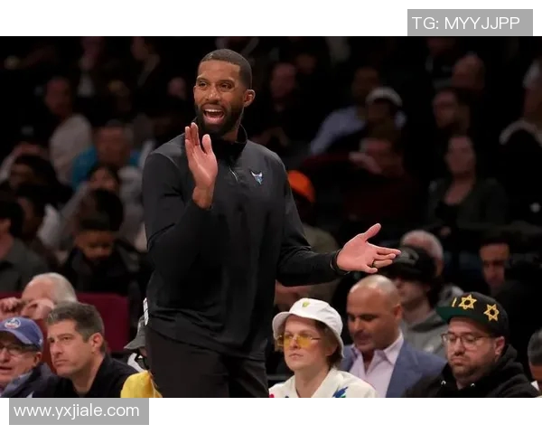 黄蜂主帅遭球员怒怼，球队气氛紧张